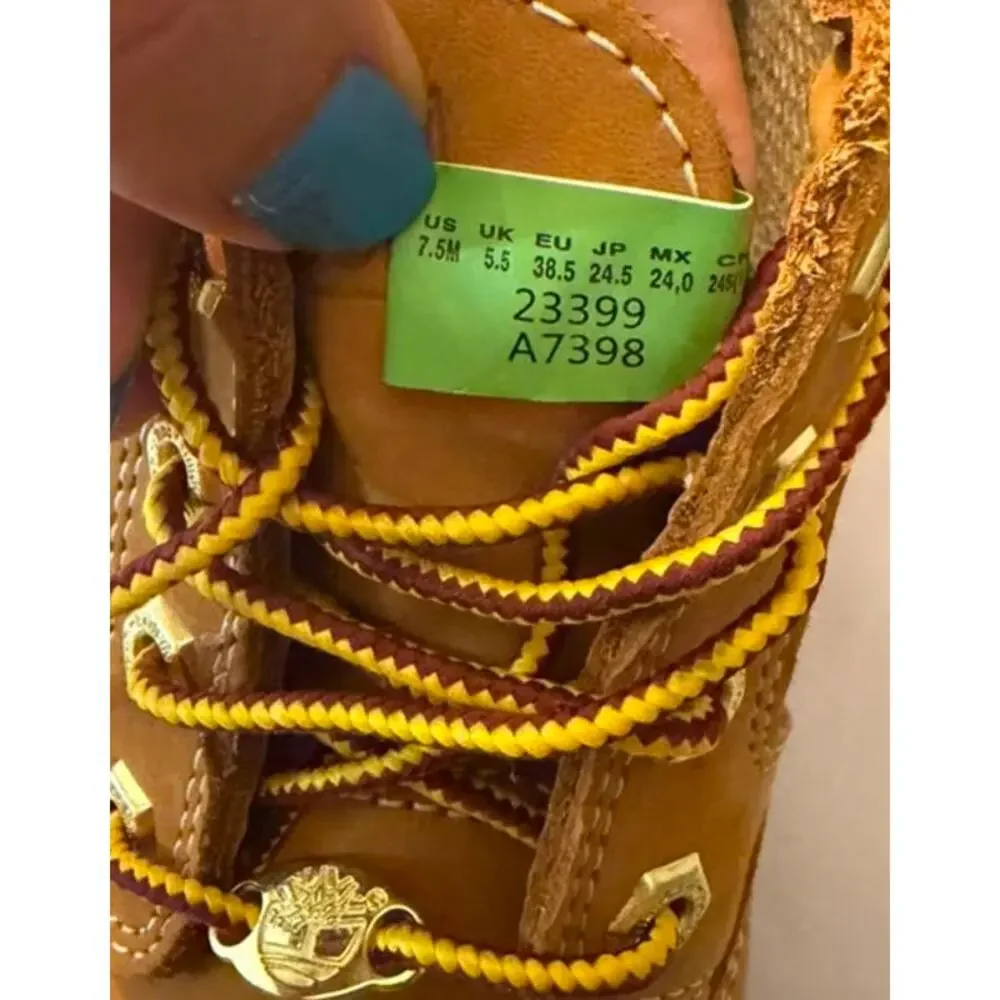 NWOB Timberland Nellie Waterpoof Chukka Boots Women's sz. 7.5